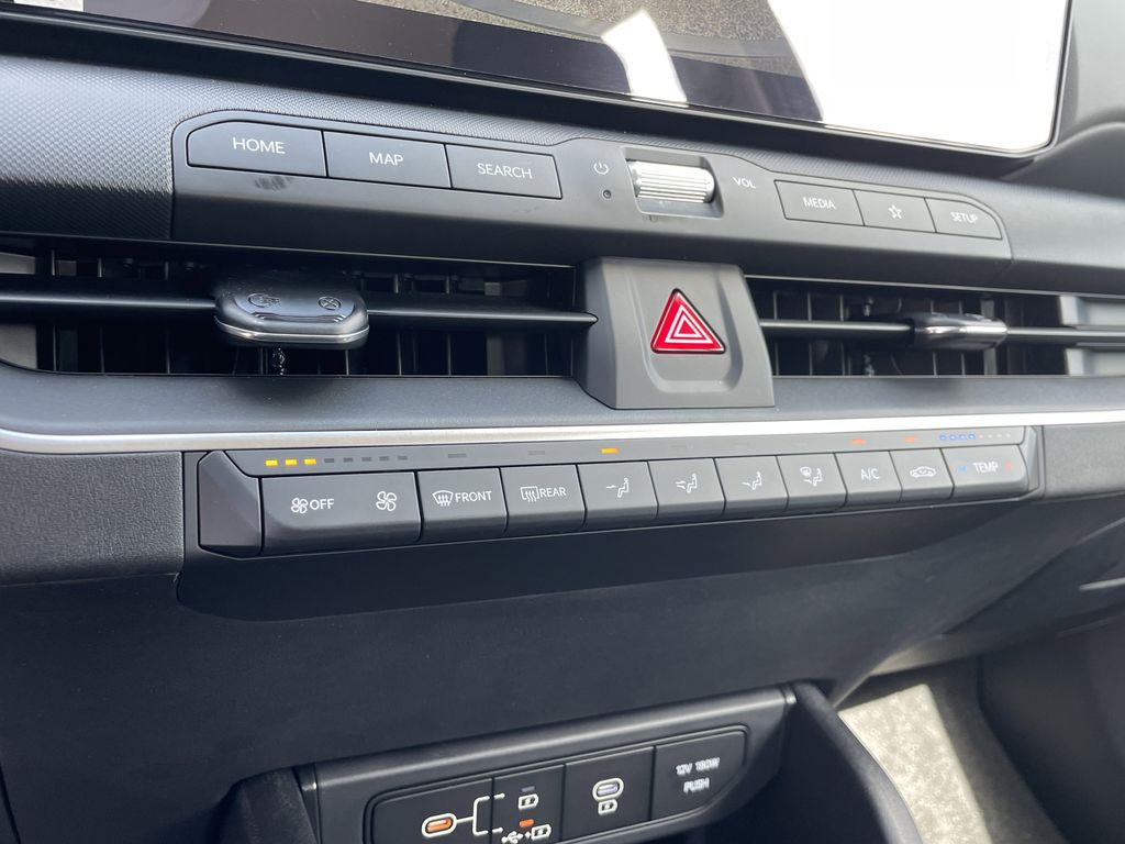 new 2025 Kia K4 car, priced at $23,123