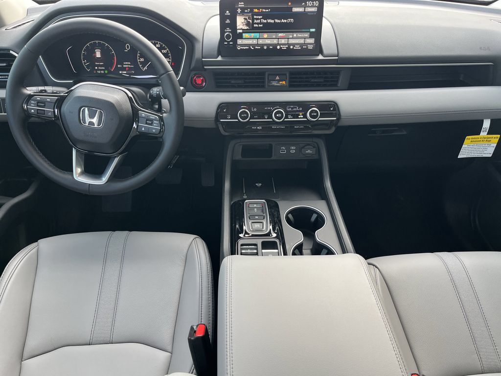 new 2025 Honda Pilot car, priced at $47,942