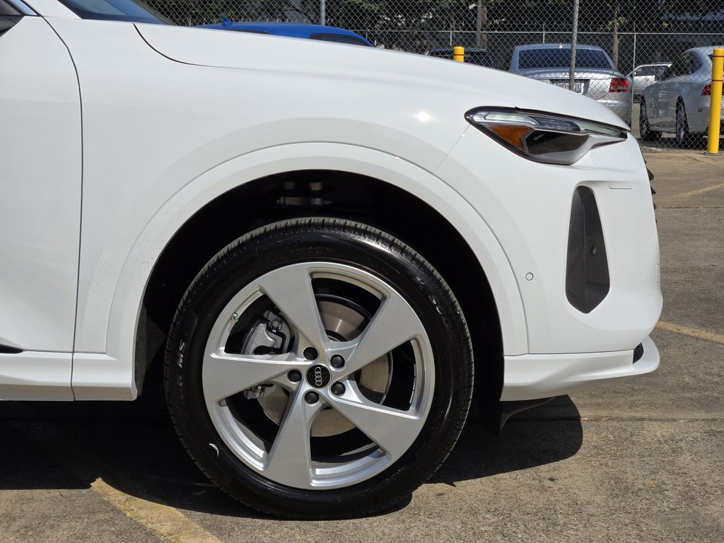 new 2025 Audi Q5 car, priced at $60,705