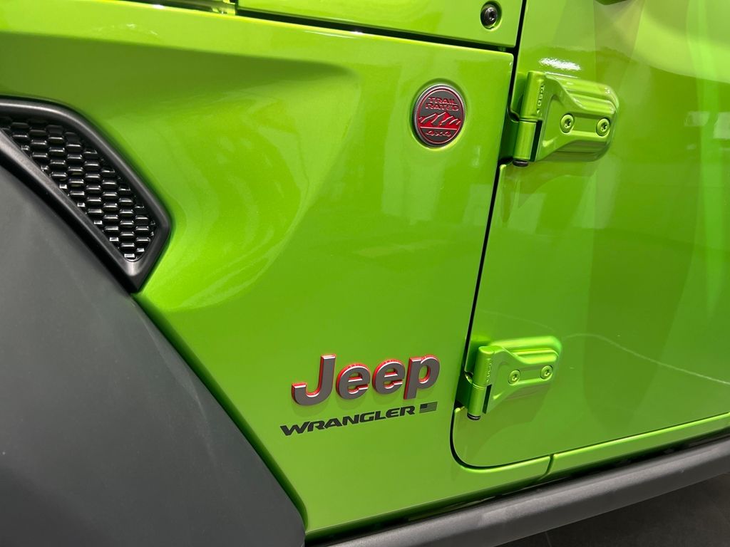 new 2025 Jeep Wrangler car, priced at $65,990