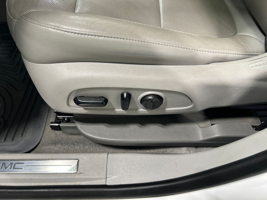used 2019 GMC Acadia car, priced at $20,567