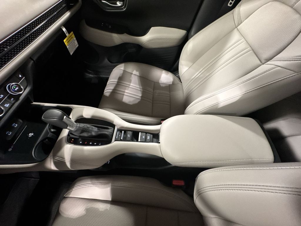 new 2026 Honda HR-V car, priced at $33,000