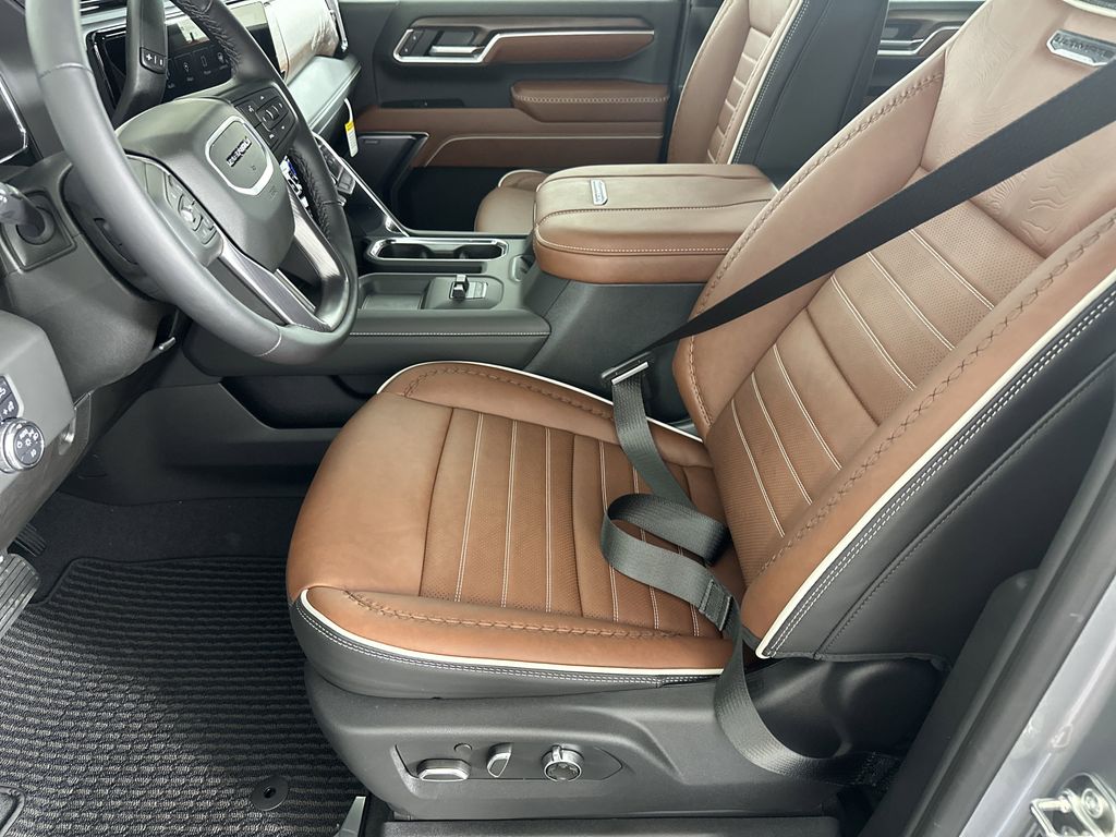new 2025 GMC Sierra 2500HD car, priced at $94,014