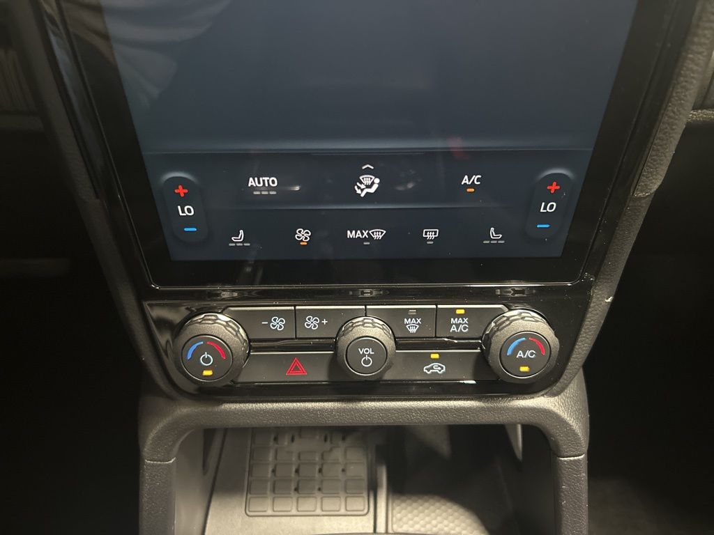 new 2025 Ford Ranger car, priced at $46,200