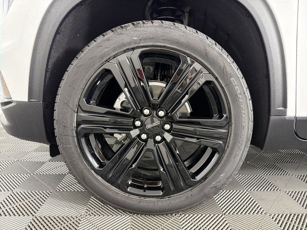 new 2026 GMC Acadia car, priced at $51,625