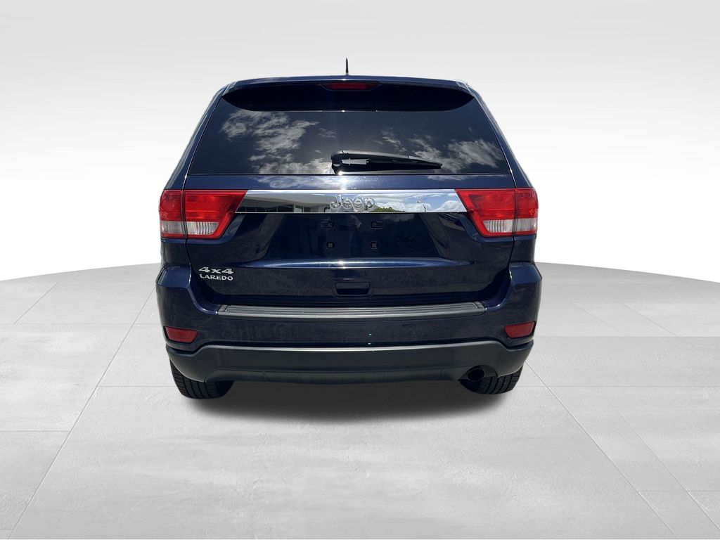 used 2013 Jeep Grand Cherokee car, priced at $10,692