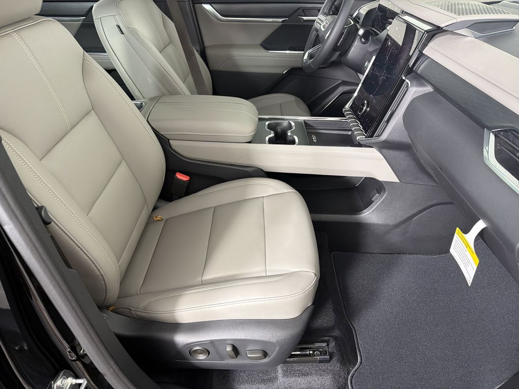 new 2026 GMC Acadia car, priced at $46,625