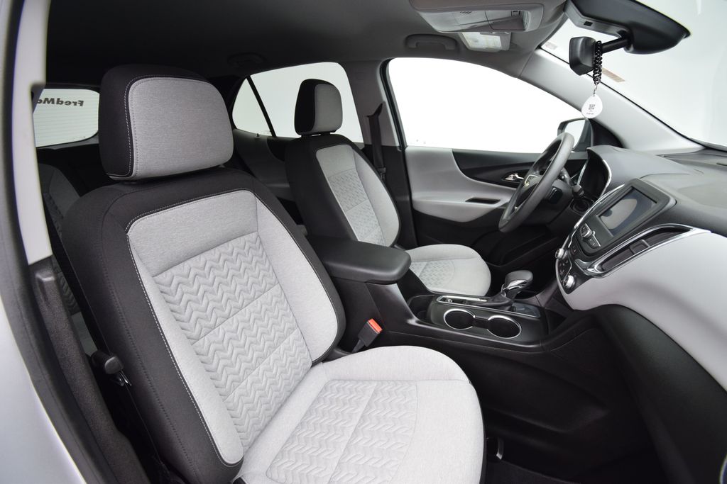 used 2022 Chevrolet Equinox car, priced at $17,700