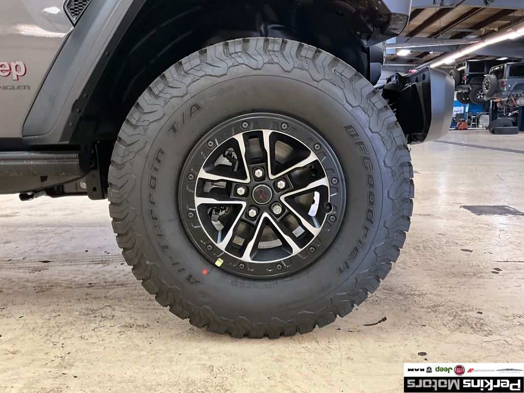 new 2025 Jeep Wrangler car, priced at $66,016
