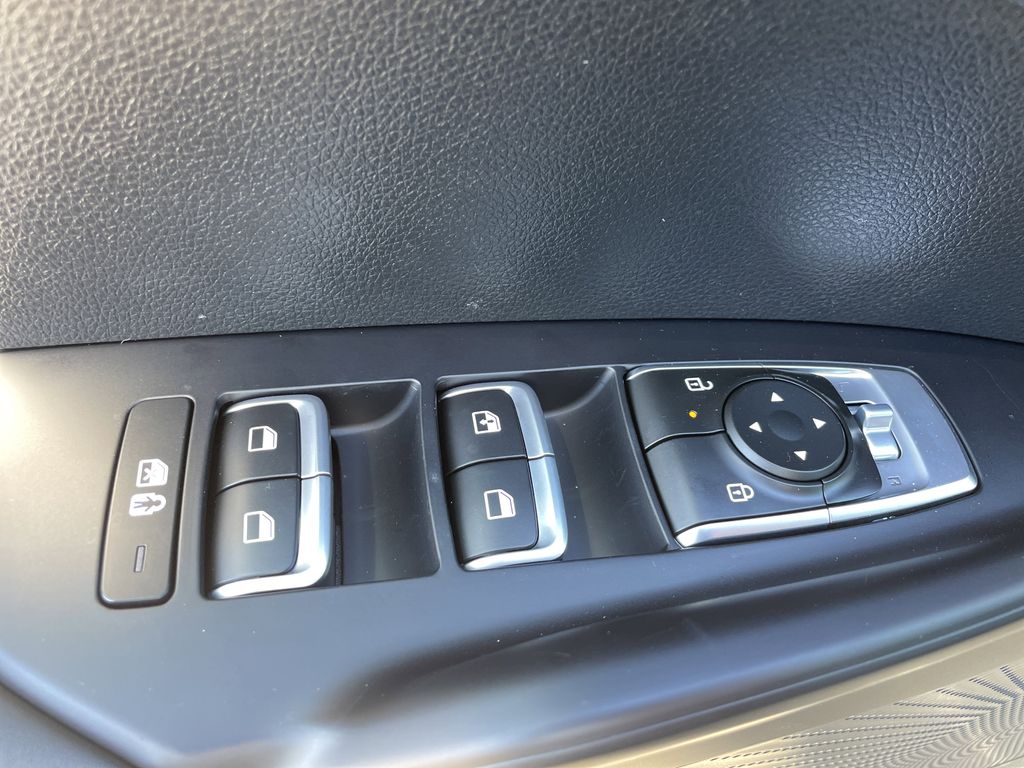 new 2026 Kia K5 car, priced at $25,738