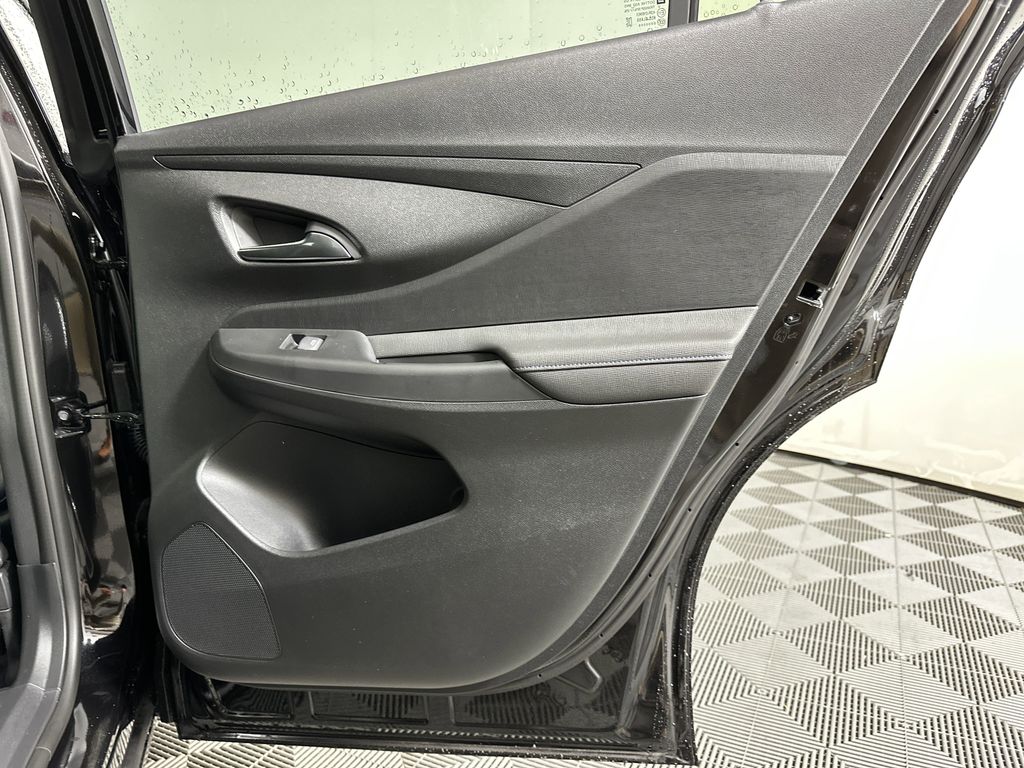 new 2025 Buick Envista car, priced at $29,570