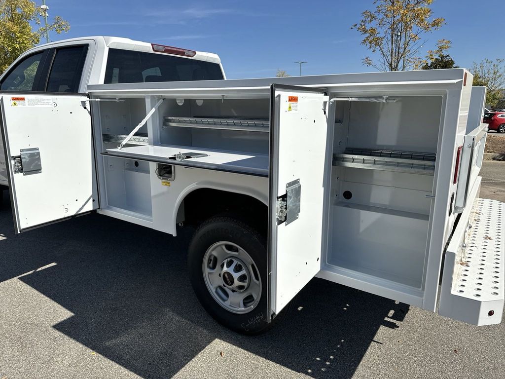 new 2024 GMC Sierra 2500HD car, priced at $44,728