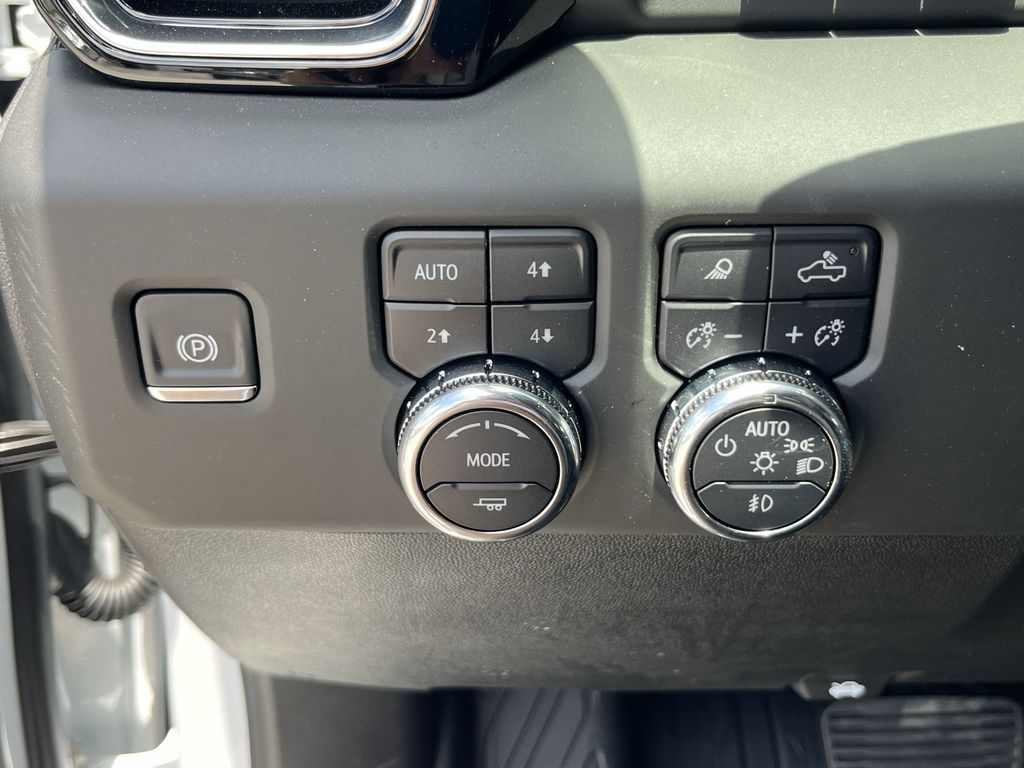 new 2025 GMC Sierra 2500HD car, priced at $89,065