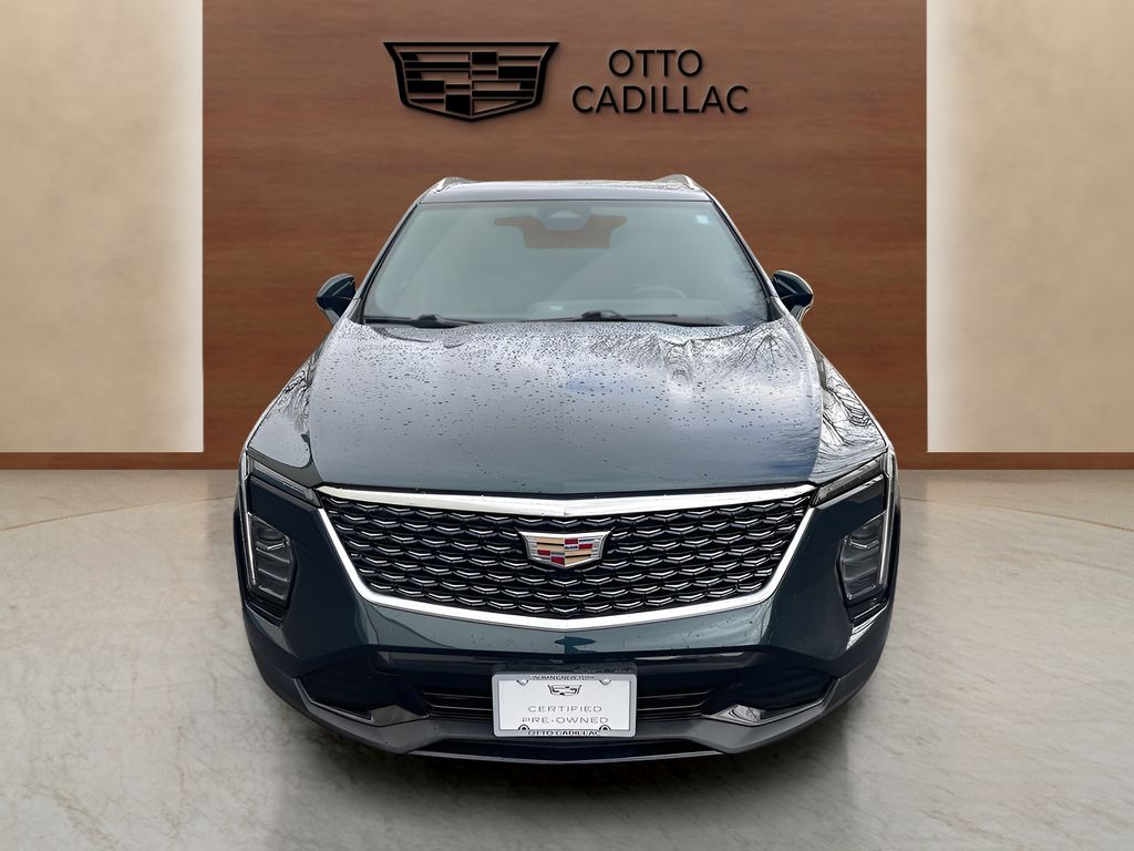 used 2024 Cadillac XT4 car, priced at $33,500