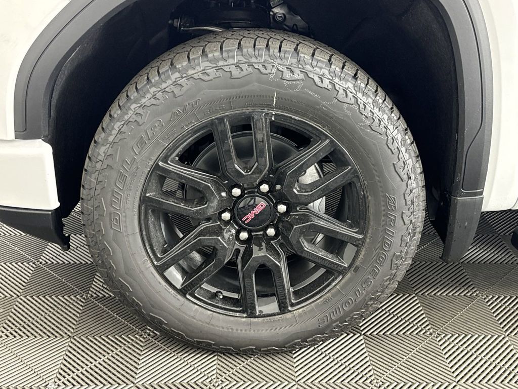 new 2025 GMC Sierra 1500 car, priced at $61,430