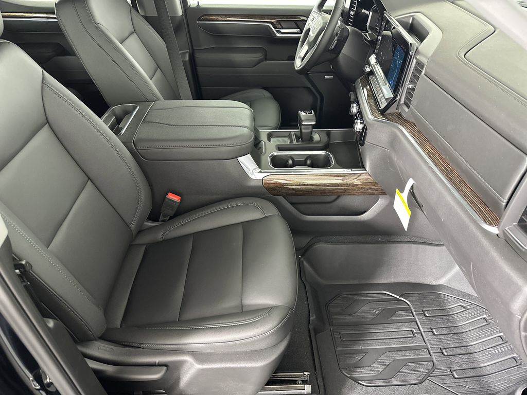 new 2025 GMC Sierra 1500 car, priced at $60,424
