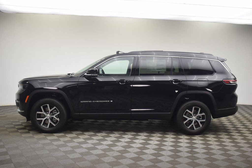 new 2025 Jeep Grand Cherokee L car, priced at $50,651