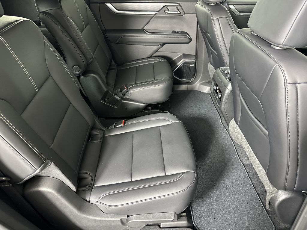 new 2025 GMC Acadia car, priced at $50,624