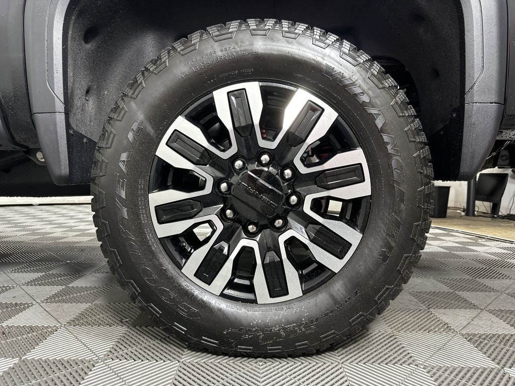 new 2025 GMC Sierra 2500HD car, priced at $94,014