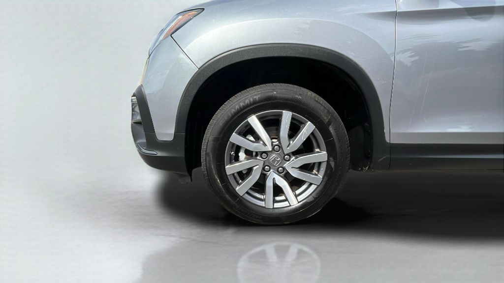 used 2022 Honda Pilot car, priced at $33,000