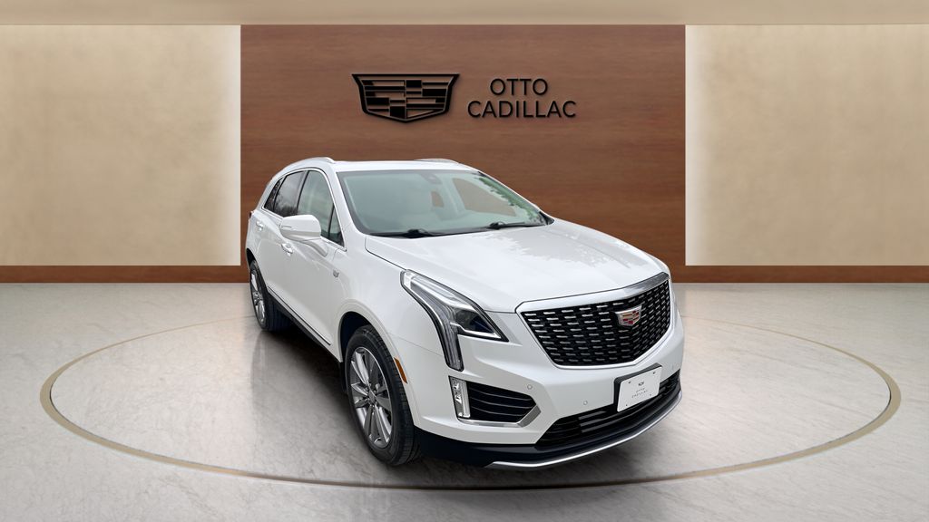 used 2023 Cadillac XT5 car, priced at $39,500