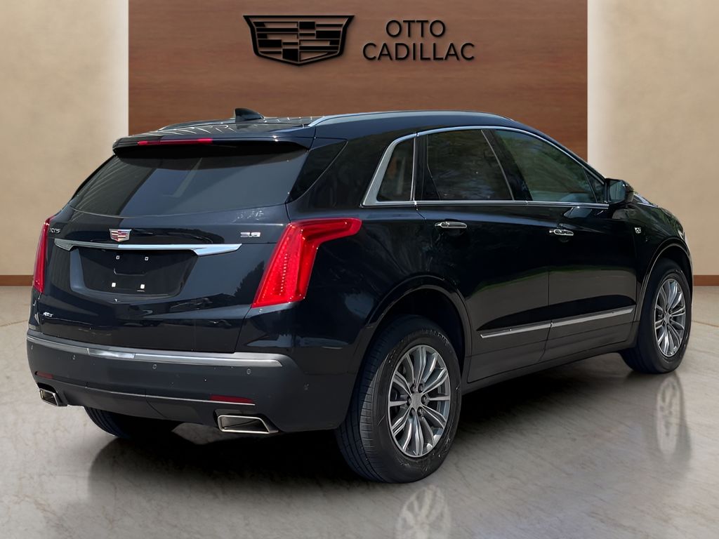 used 2017 Cadillac XT5 car, priced at $17,250