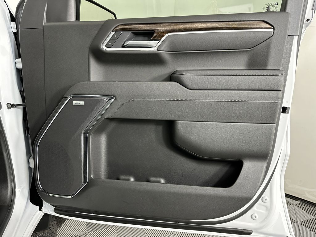 new 2025 GMC Sierra 1500 car, priced at $59,929
