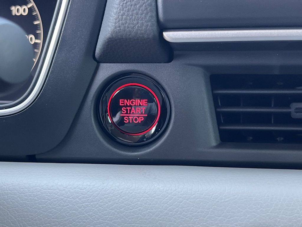 new 2025 Honda Pilot car, priced at $43,632