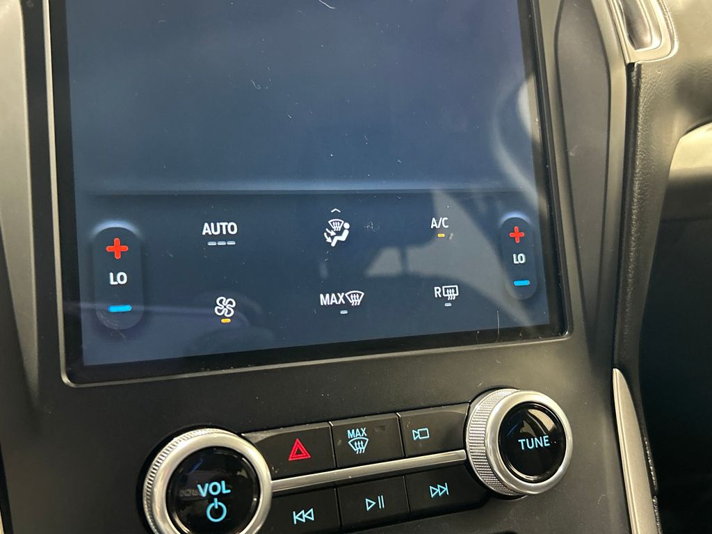 used 2022 Ford Edge car, priced at $25,964