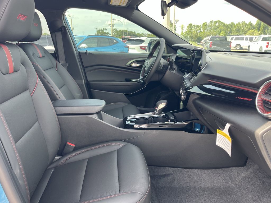 new 2025 Chevrolet Trax car, priced at $23,877