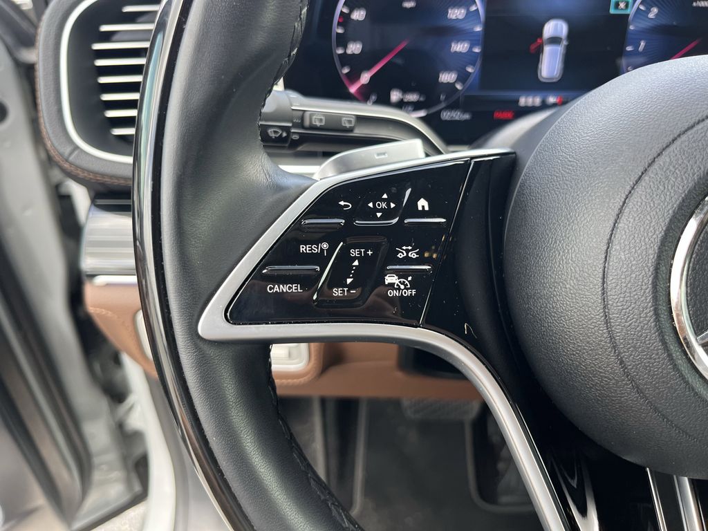 used 2024 Mercedes-Benz GLE car, priced at $61,992