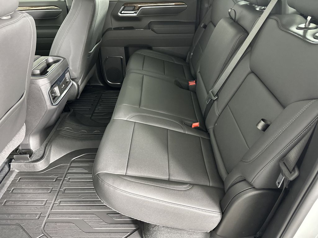 new 2025 GMC Sierra 1500 car, priced at $59,929
