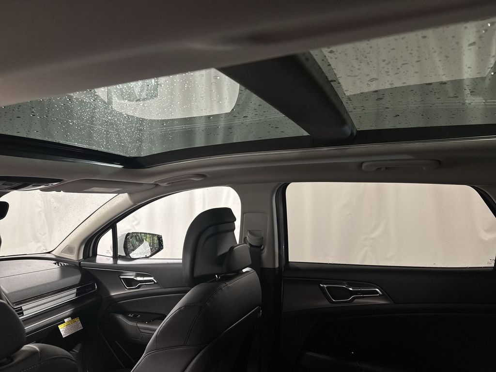 new 2025 Kia Sportage Hybrid car, priced at $38,986