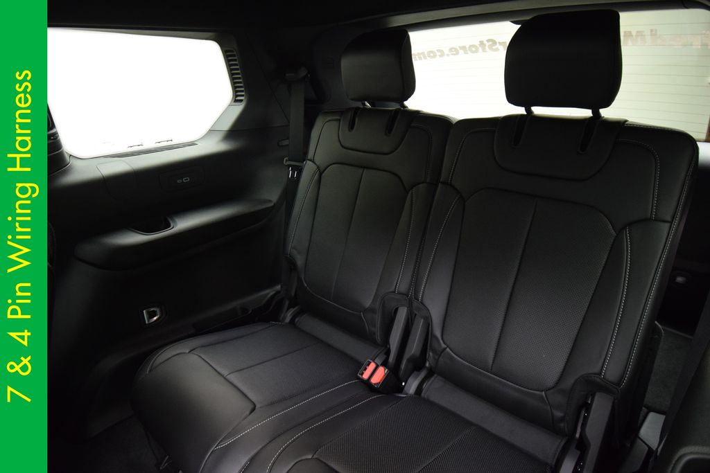 new 2025 Jeep Grand Cherokee L car, priced at $45,752