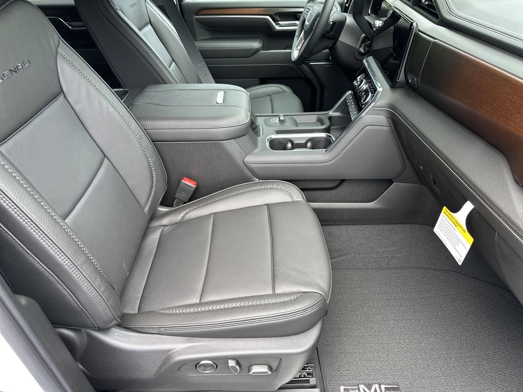 new 2025 GMC Sierra 2500HD car, priced at $85,539