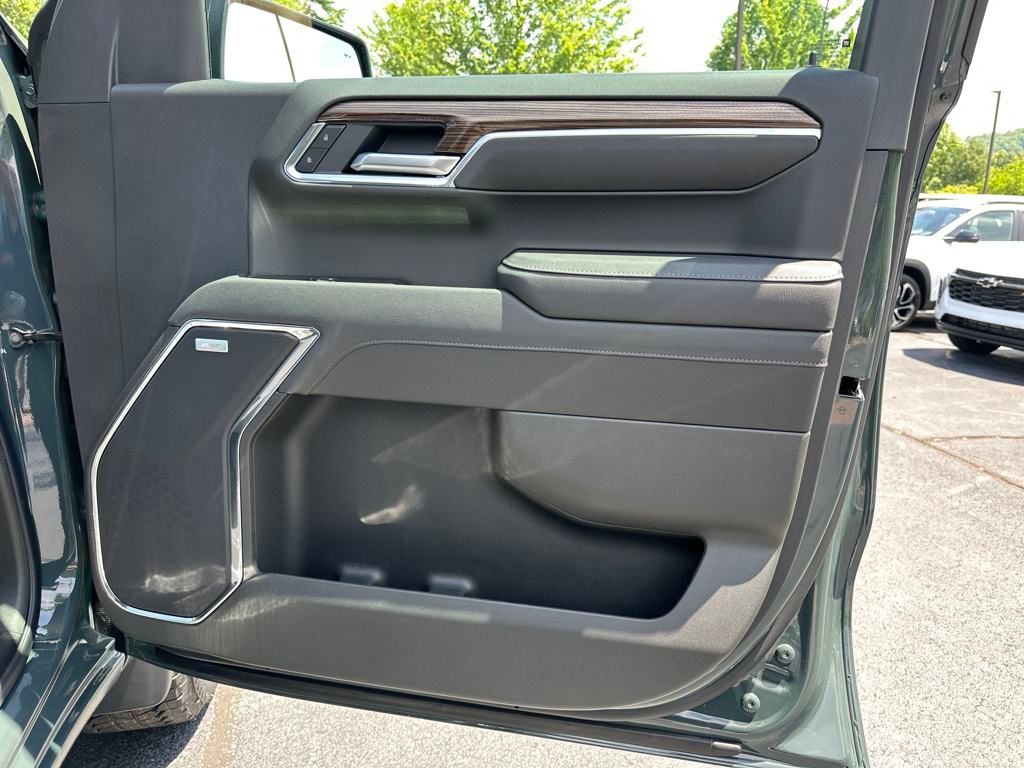 new 2025 Chevrolet Silverado 1500 car, priced at $66,195