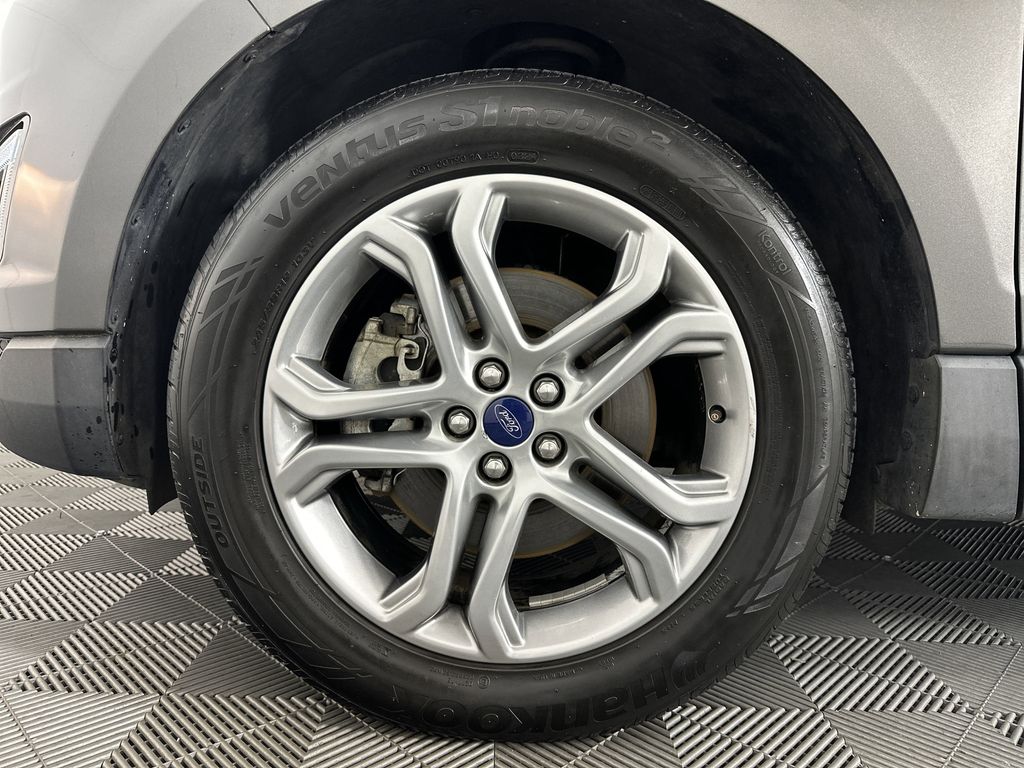 used 2018 Ford Edge car, priced at $17,757
