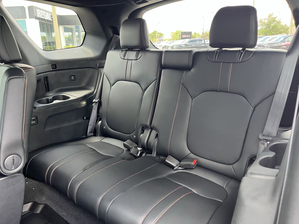 new 2025 Honda Pilot car, priced at $49,253