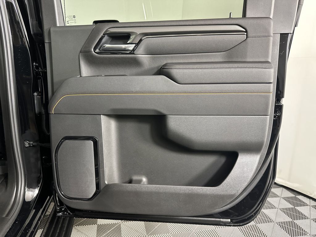 new 2025 GMC Sierra 2500HD car, priced at $87,134