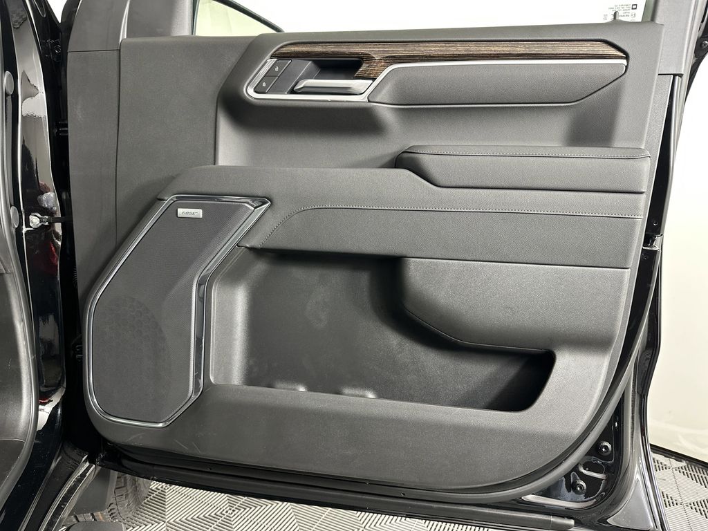 new 2025 GMC Sierra 1500 car, priced at $60,424