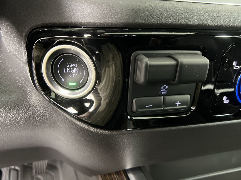 new 2025 GMC Sierra 1500 car, priced at $61,430