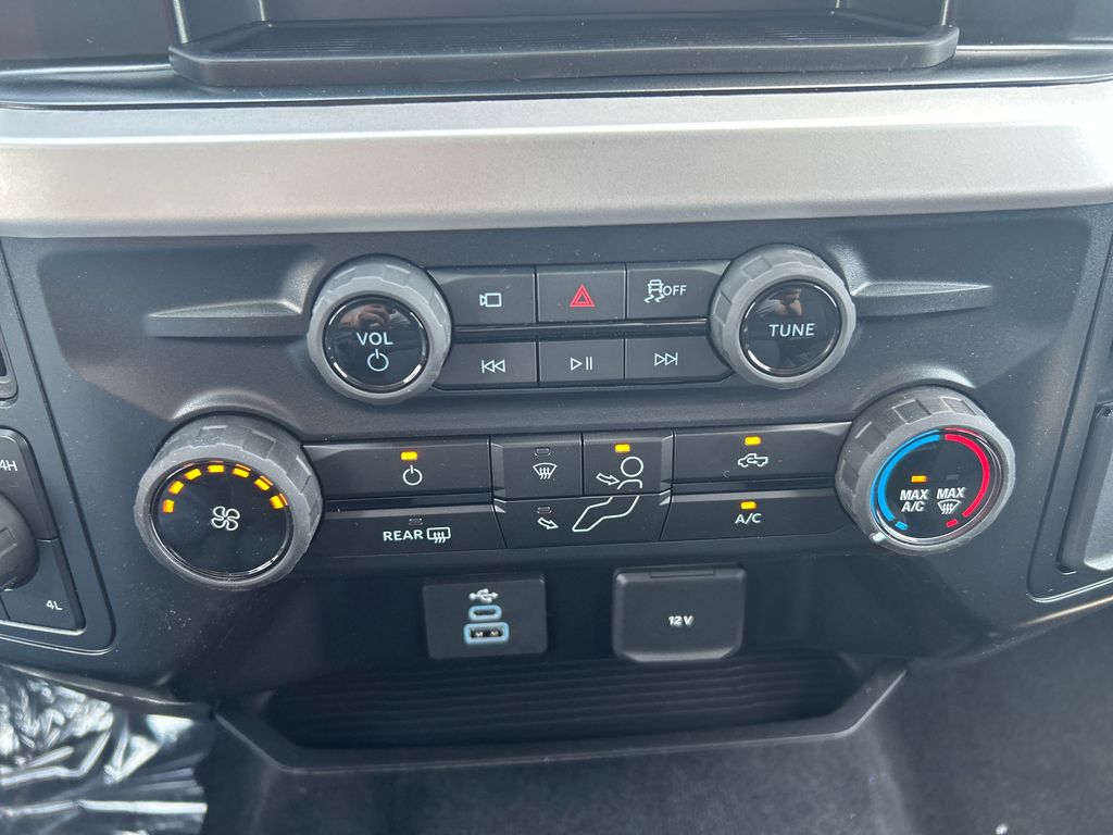 new 2025 Ford F-250SD car, priced at $69,520