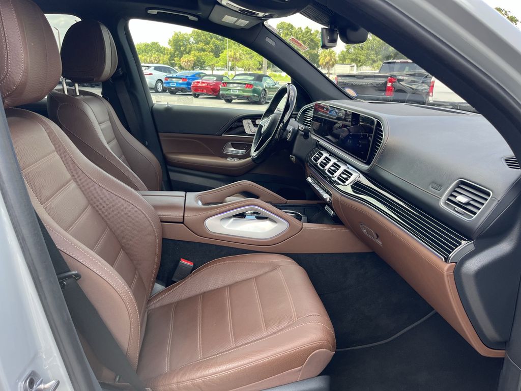 used 2024 Mercedes-Benz GLE car, priced at $61,992