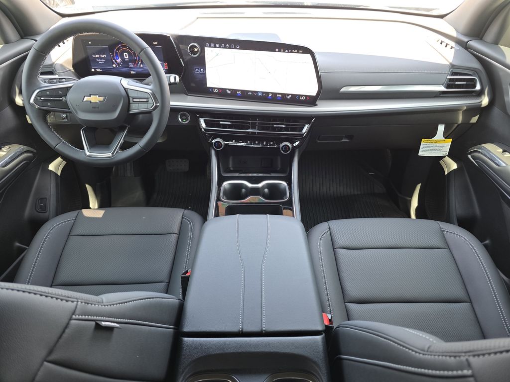 new 2025 Chevrolet Traverse car, priced at $43,066
