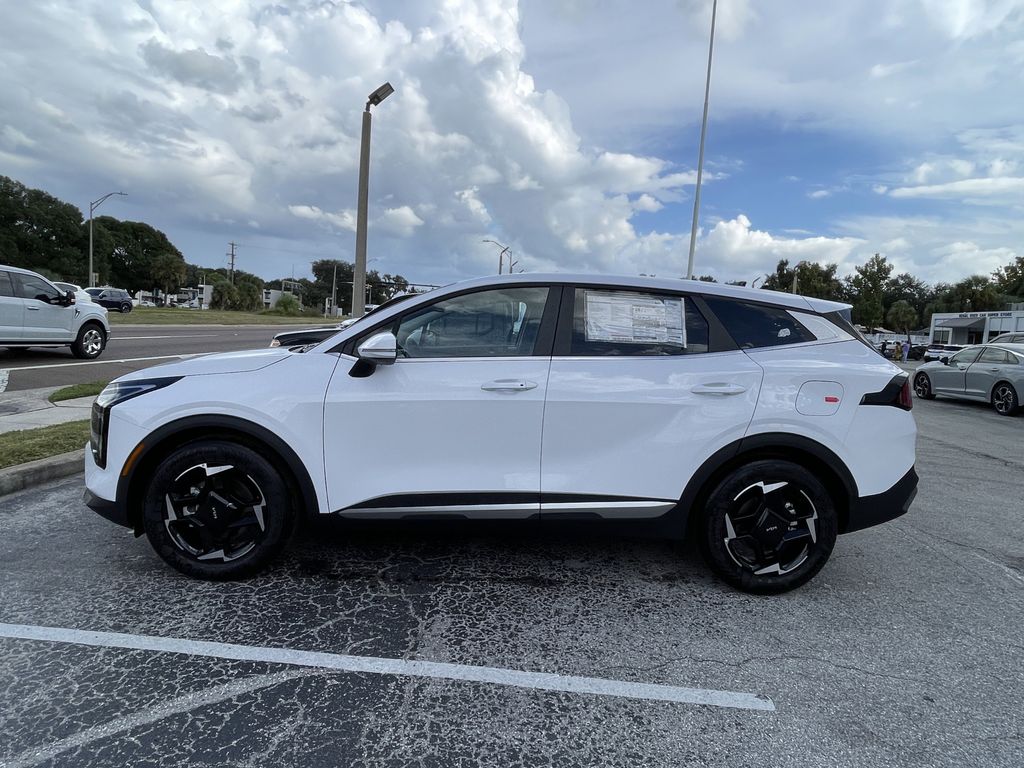 new 2026 Kia Sportage car, priced at $31,478