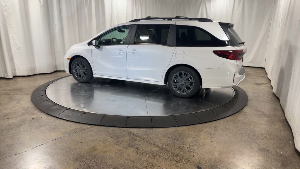 new 2025 Honda Odyssey car, priced at $48,815