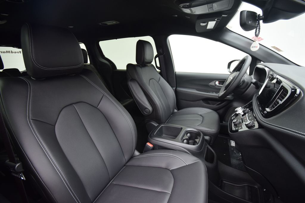 new 2026 Chrysler Pacifica car, priced at $43,215