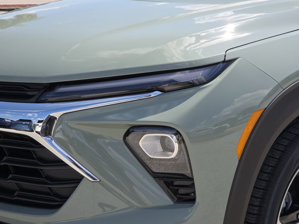 new 2026 Chevrolet TrailBlazer car, priced at $28,475