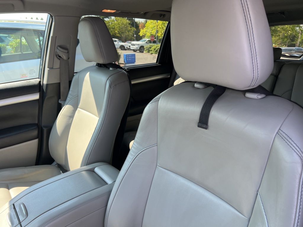 used 2018 Toyota Highlander car, priced at $24,655