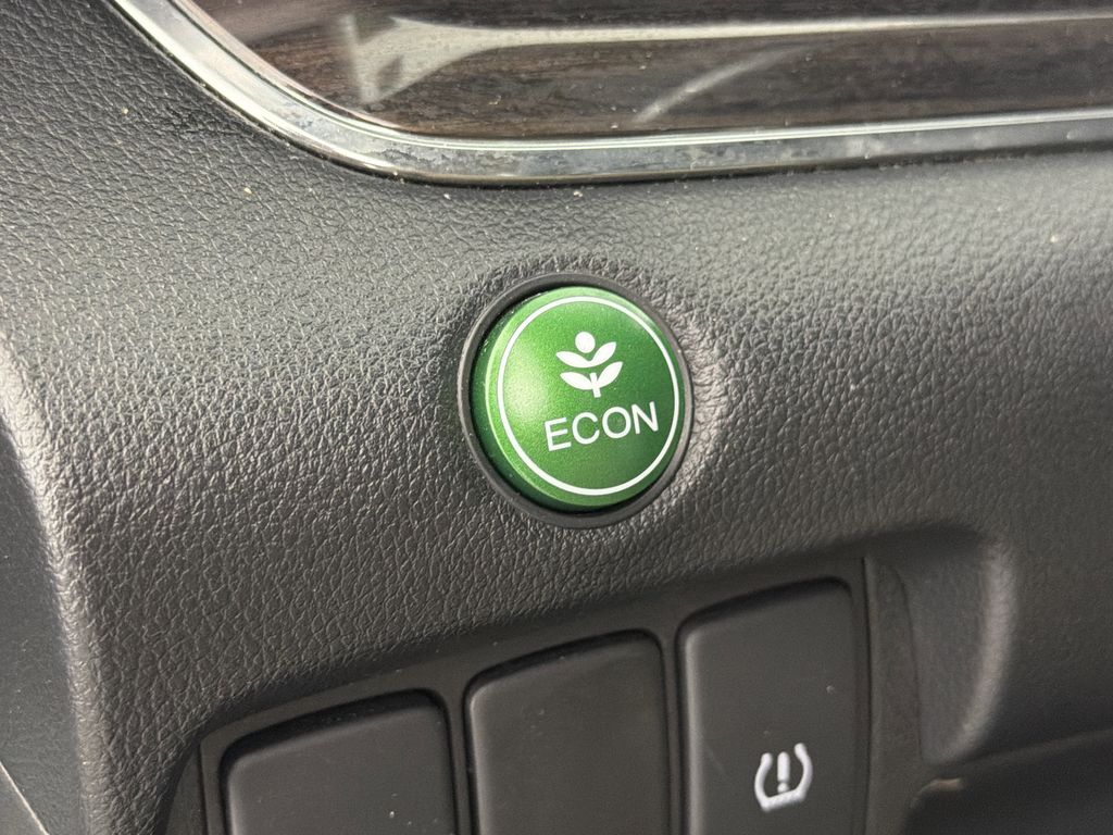 used 2016 Honda CR-V car, priced at $15,599